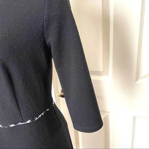 Black 3/4 sleeve dress with leopard trim - Picture 8 of 11